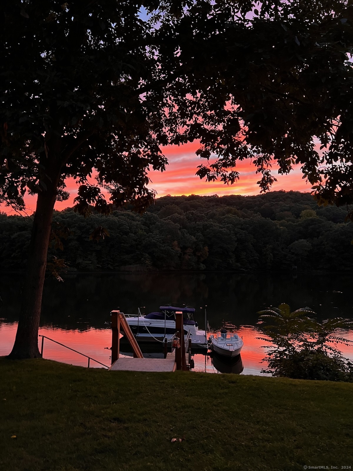 145 Kitemaug Road, Montville, Connecticut image 38