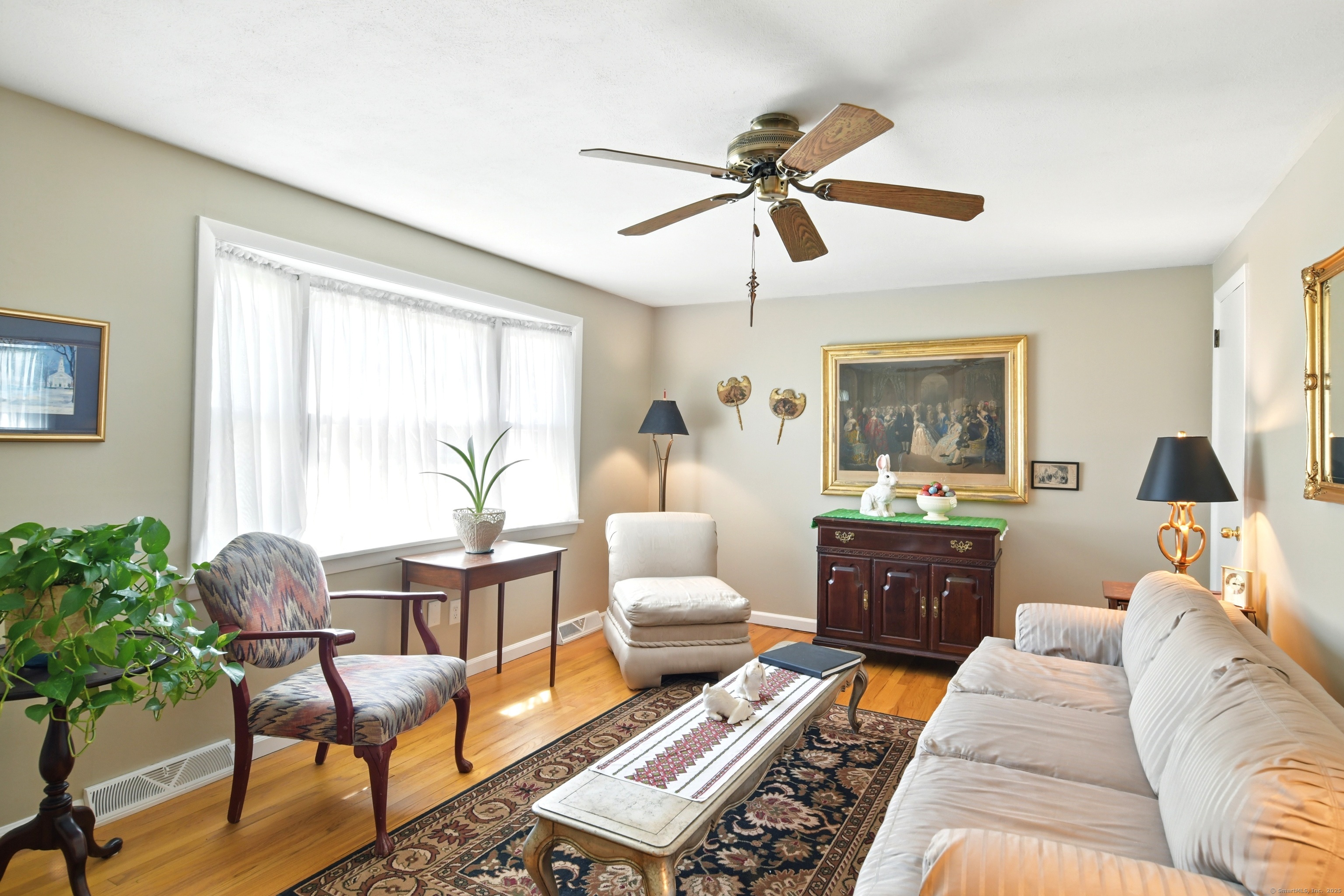338 S Elm Street, Windsor Locks, Connecticut image 6