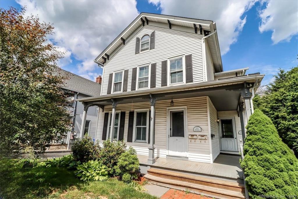 Rental Property at 23 S Main Street C, New Milford, Connecticut - Bedrooms: 2 
Bathrooms: 1 
Rooms: 4  - $1,995 MO.