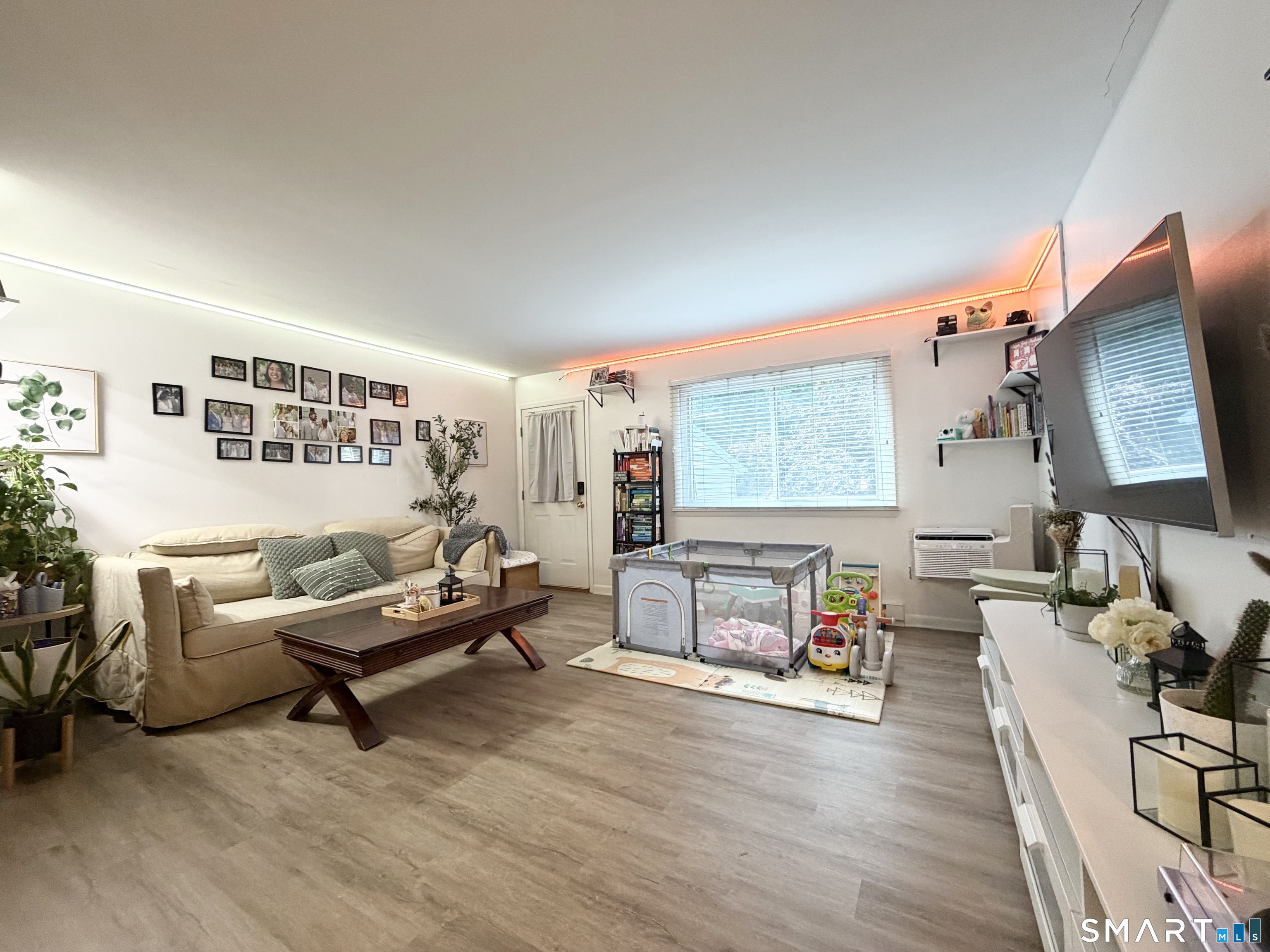 83 Chestnut Street D