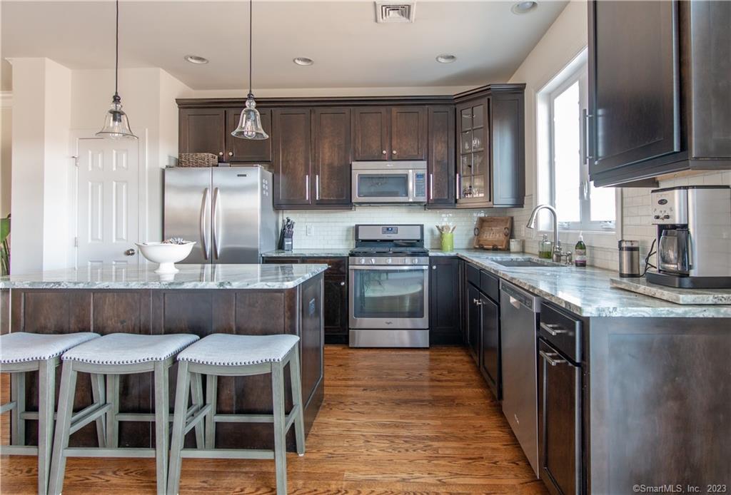 Photo 9 of 40 of 166 Warrington Round townhome