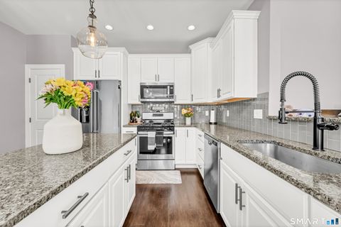 Tiny photo for 8 Highridge Road #8, Middlebury, CT 06762 (MLS # 24157038)