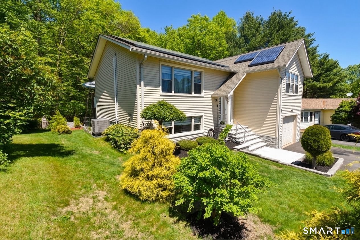 38 Algonquin Way
