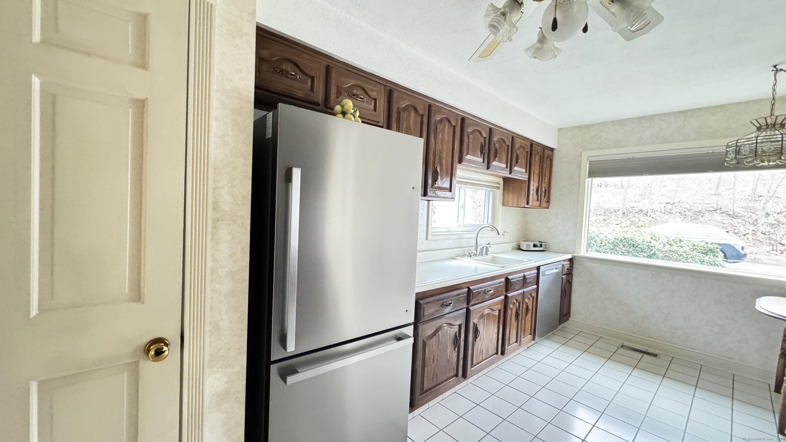 4 Currier Way #4, Cheshire, Connecticut image 17