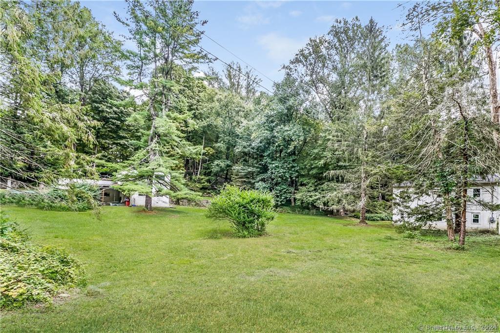 Redding, Connecticut 06896, United States, 5 Bedrooms Bedrooms, ,3 BathroomsBathrooms,Residential,Active,156486