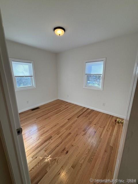 Redding, Connecticut 06896, United States, 5 Bedrooms Bedrooms, ,3 BathroomsBathrooms,Residential,Active,156486