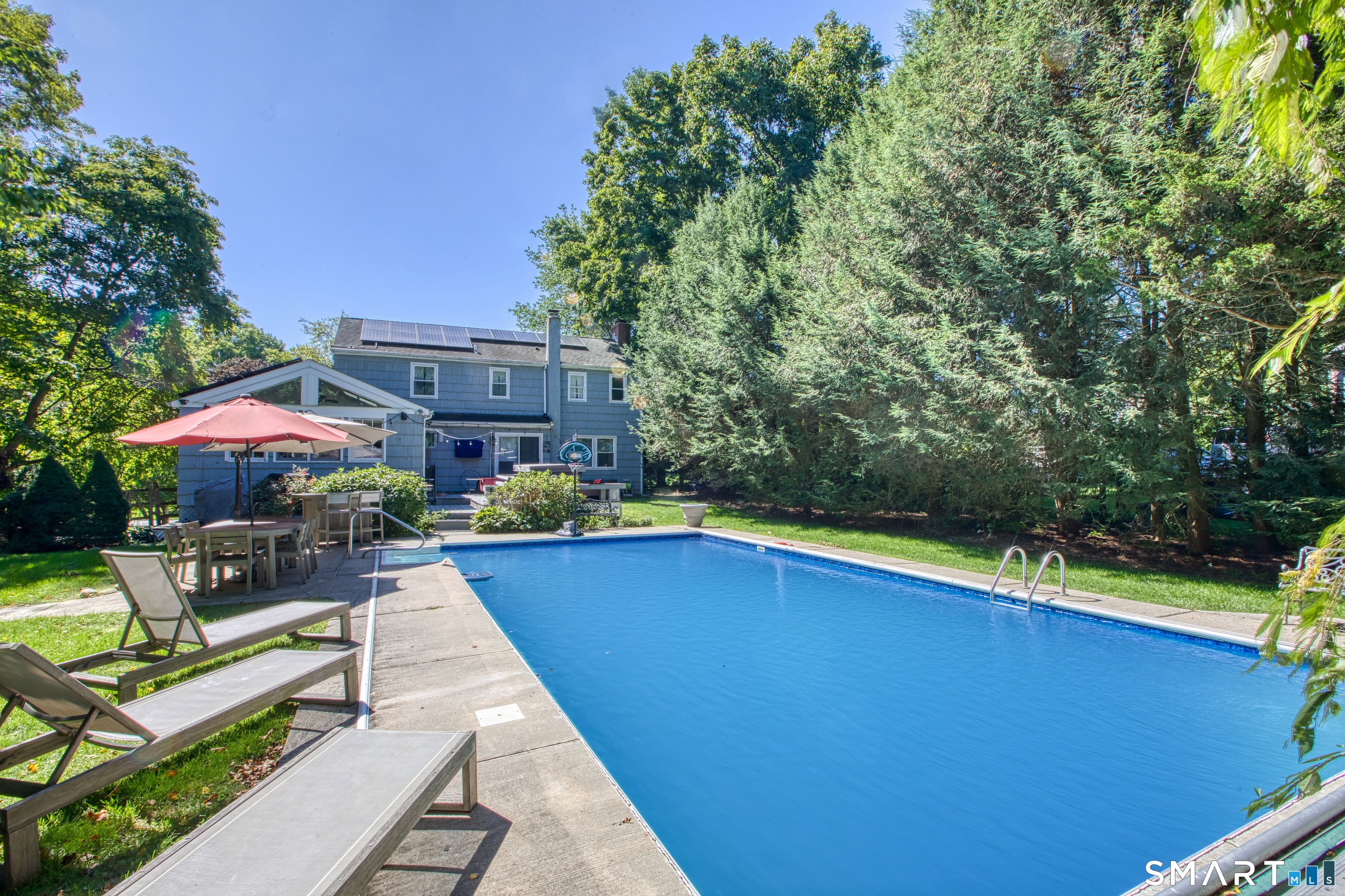 34 Regency Drive