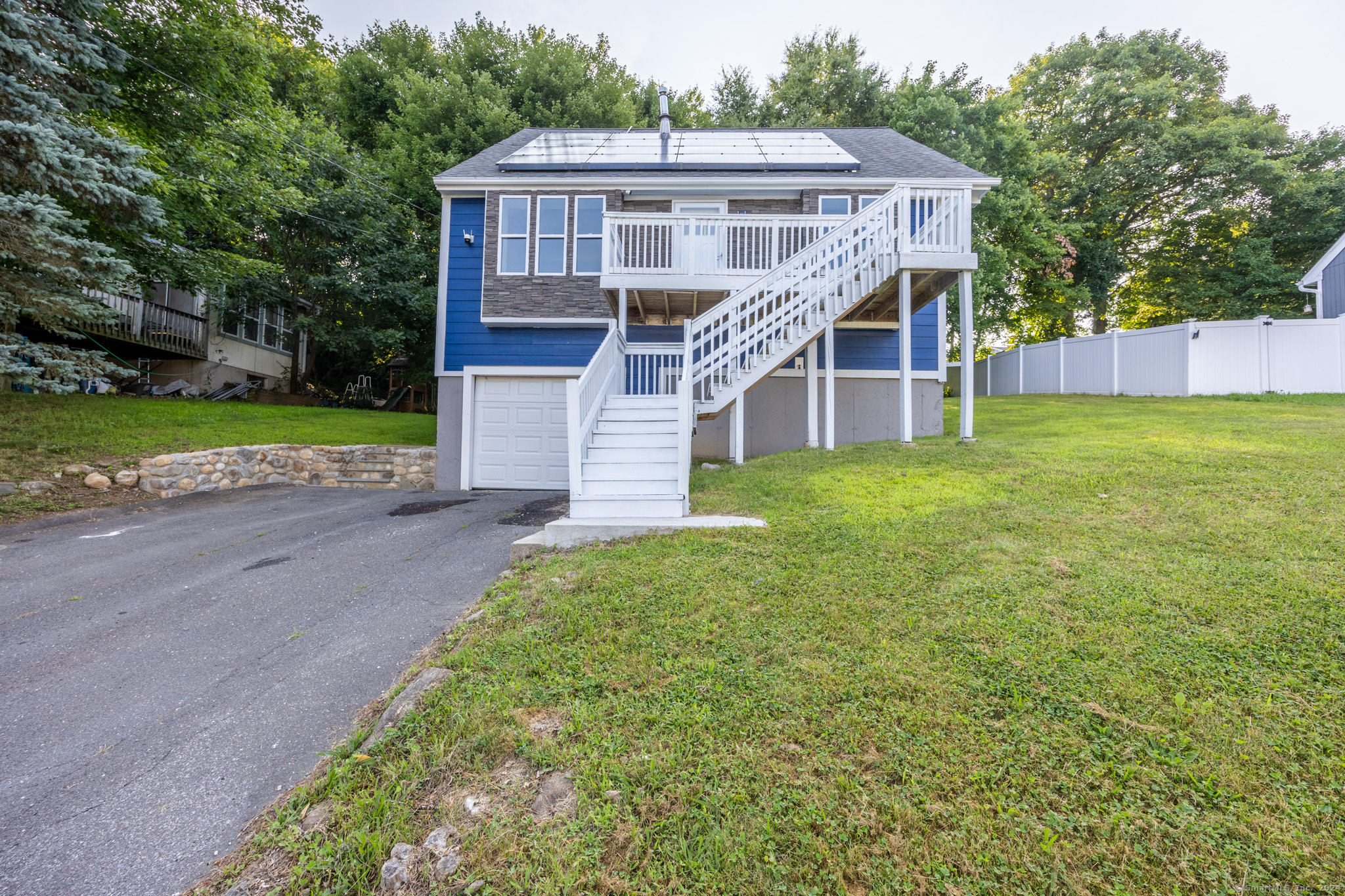 Property for Sale at 120 Fieldwood Road, Waterbury, Connecticut - Bedrooms: 3 
Bathrooms: 2 
Rooms: 6  - $329,900