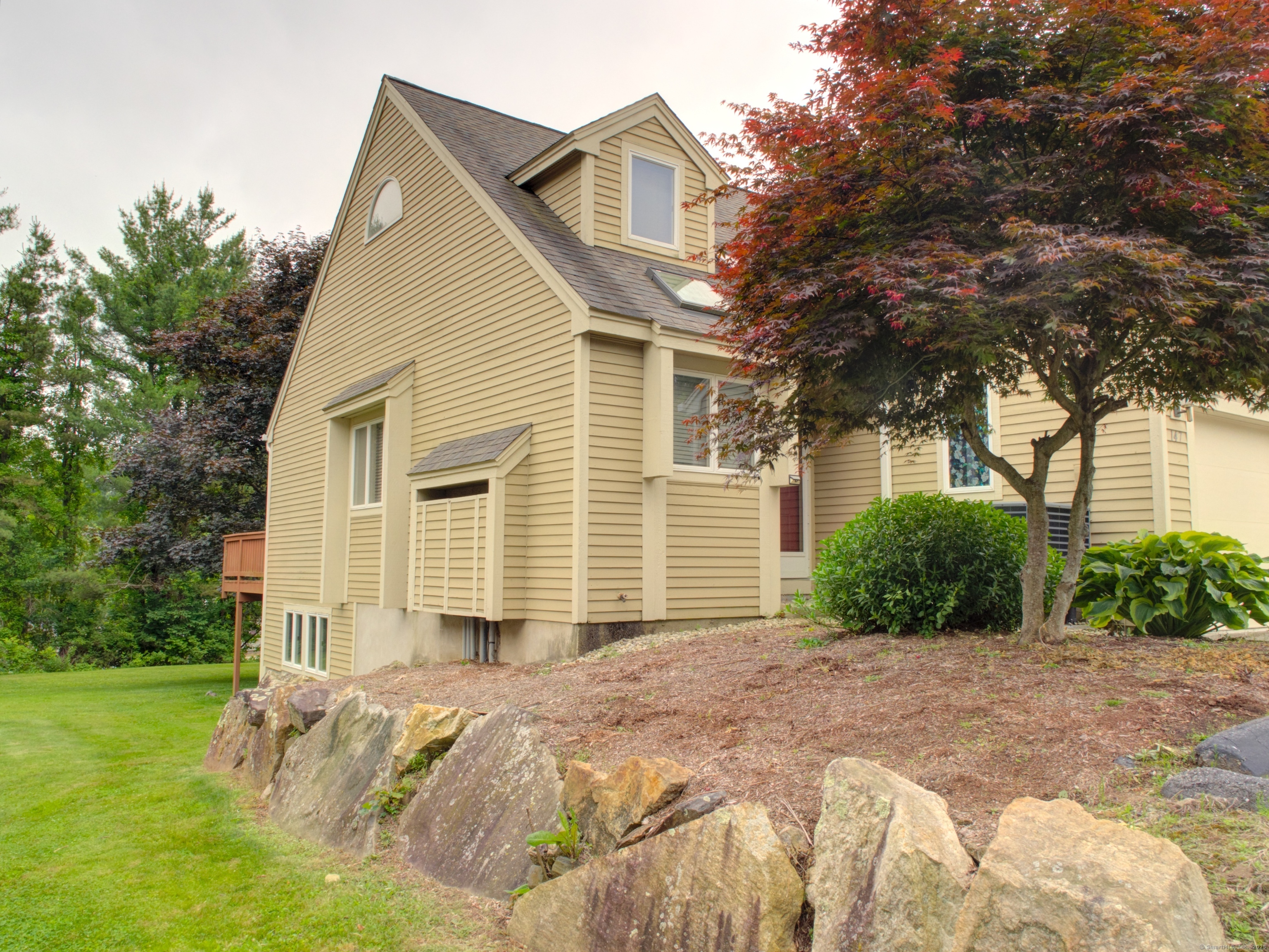 147 Courtyard Lane 147