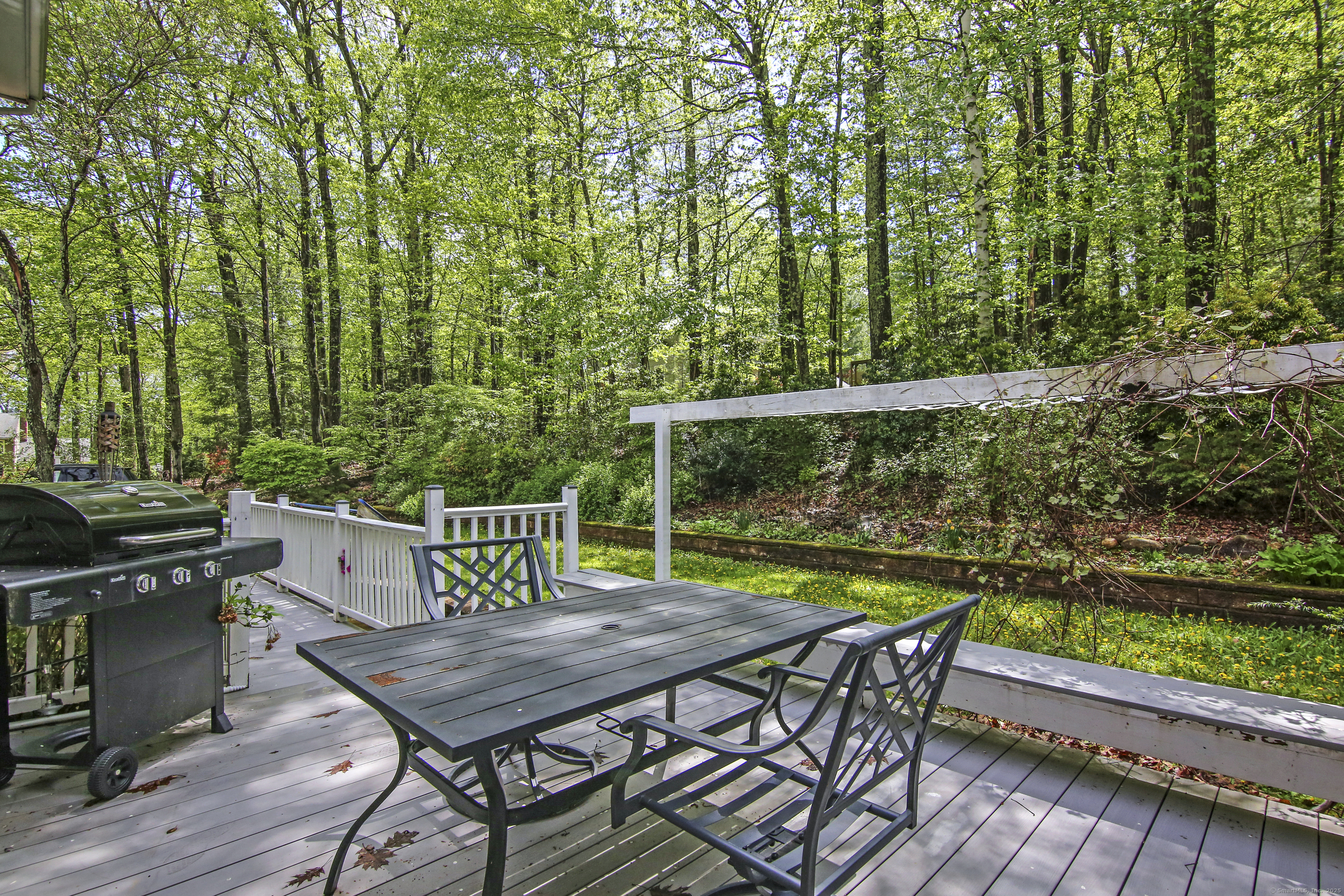 17 Fall Brook, Avon, Connecticut image 26