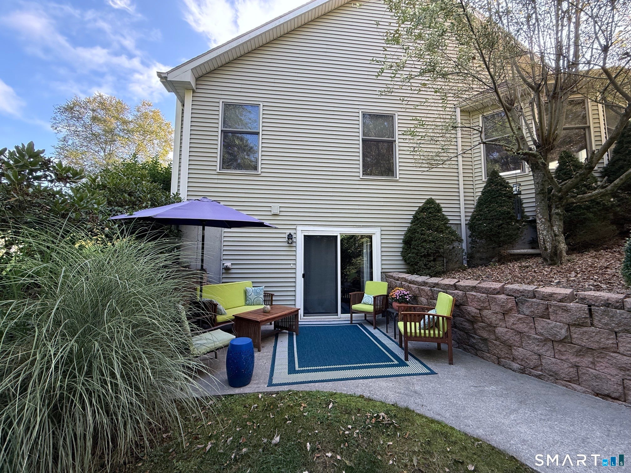 8 White Oak Lane