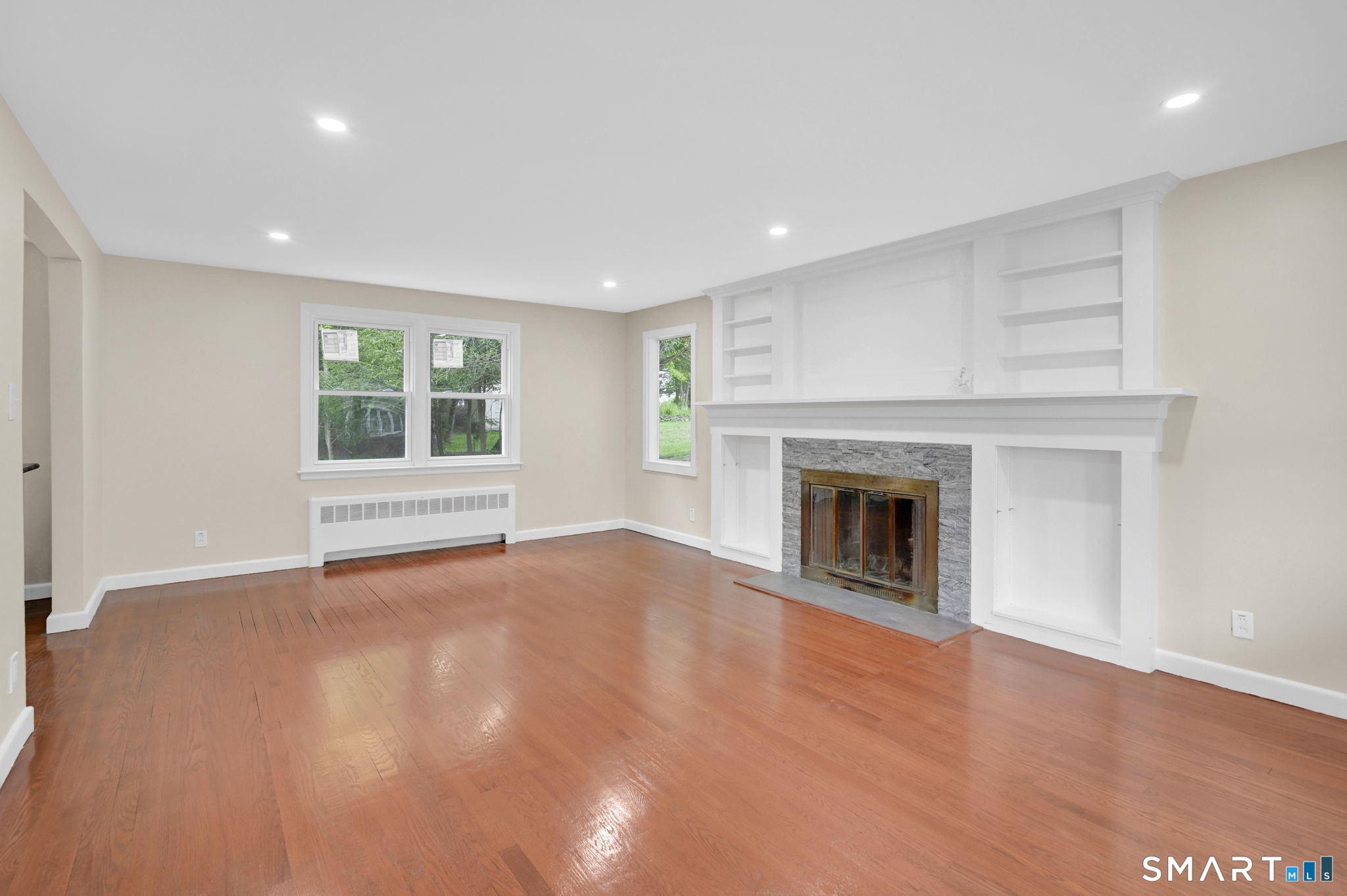 16 Sunnyview Drive