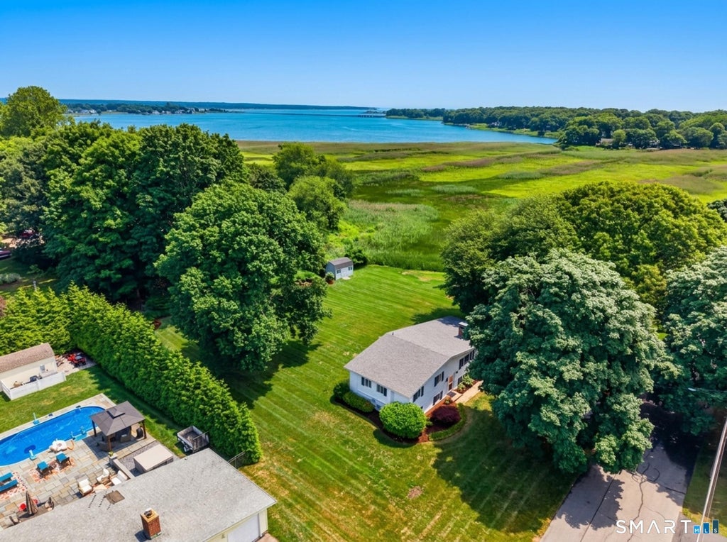 Photo of 5 Tudor Court E, Old Saybrook, CT 06475 (MLS # 24204260)