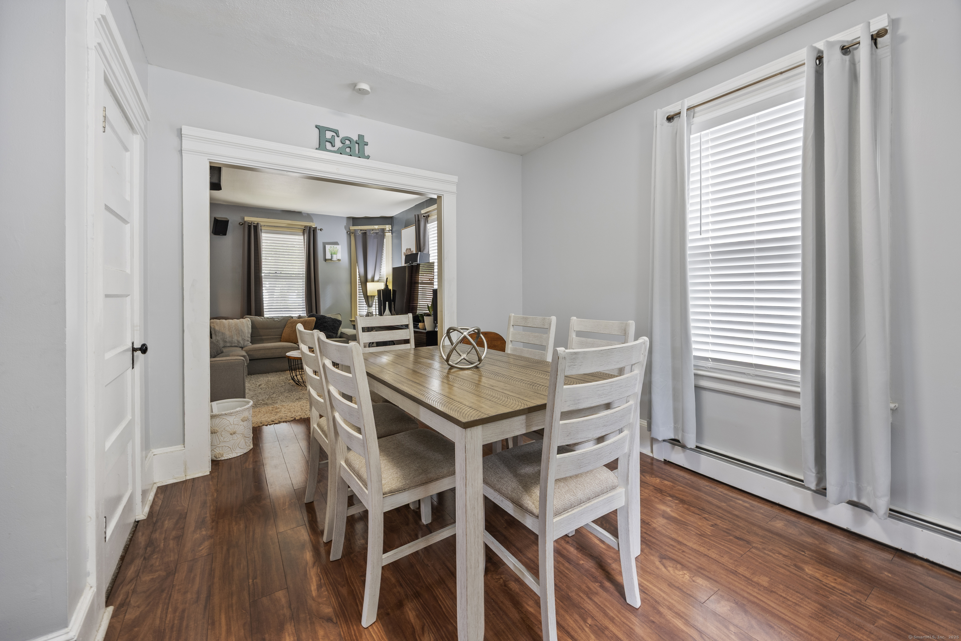 Manchester, Connecticut 06040, United States, 3 Bedrooms Bedrooms, ,2 BathroomsBathrooms,Residential,Active,157841