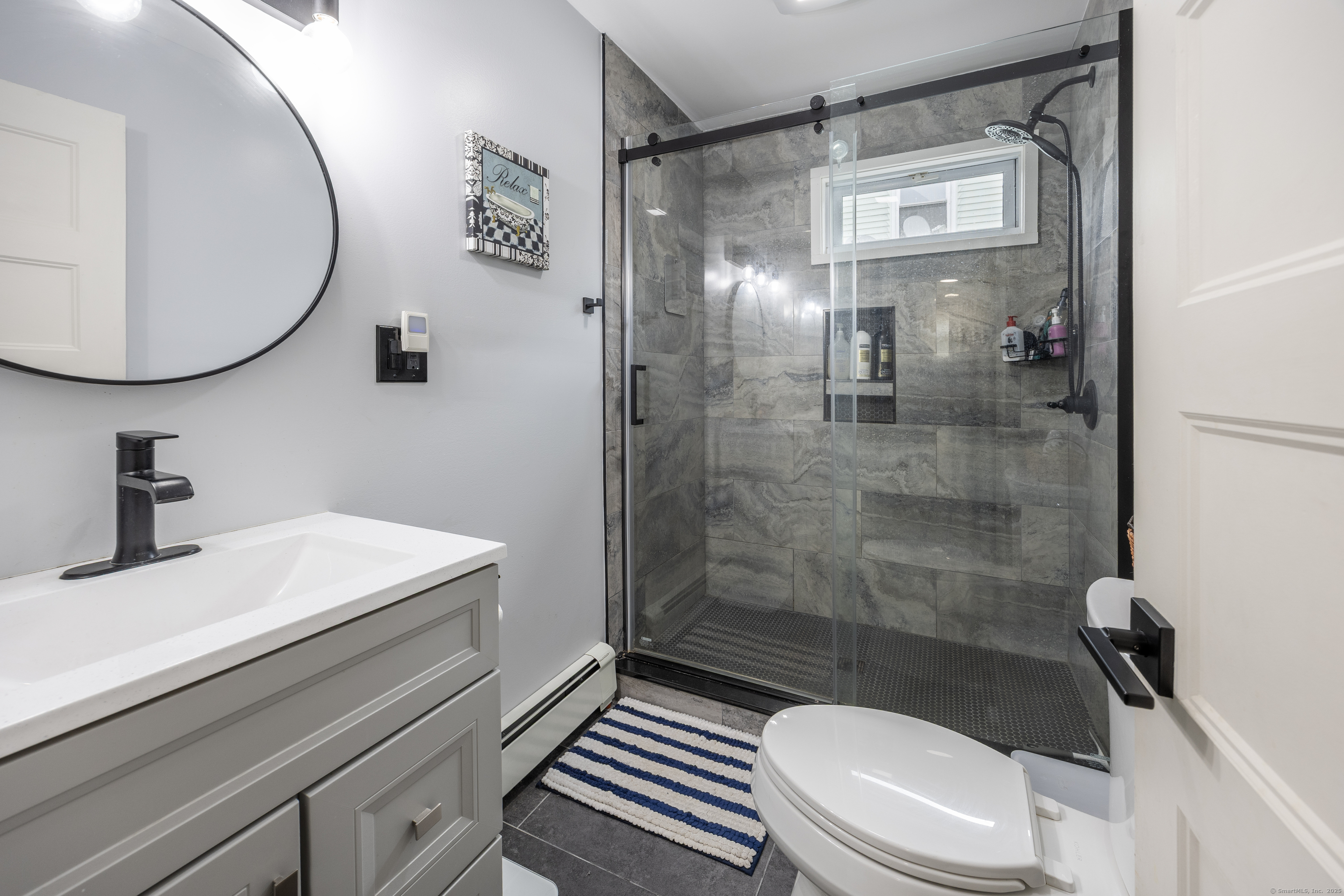 Manchester, Connecticut 06040, United States, 3 Bedrooms Bedrooms, ,2 BathroomsBathrooms,Residential,Active,157841