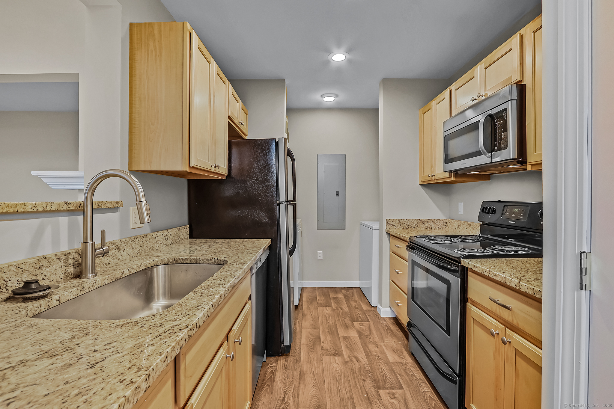 145 Carriage Crossing Lane #145, Middletown, Connecticut image 11