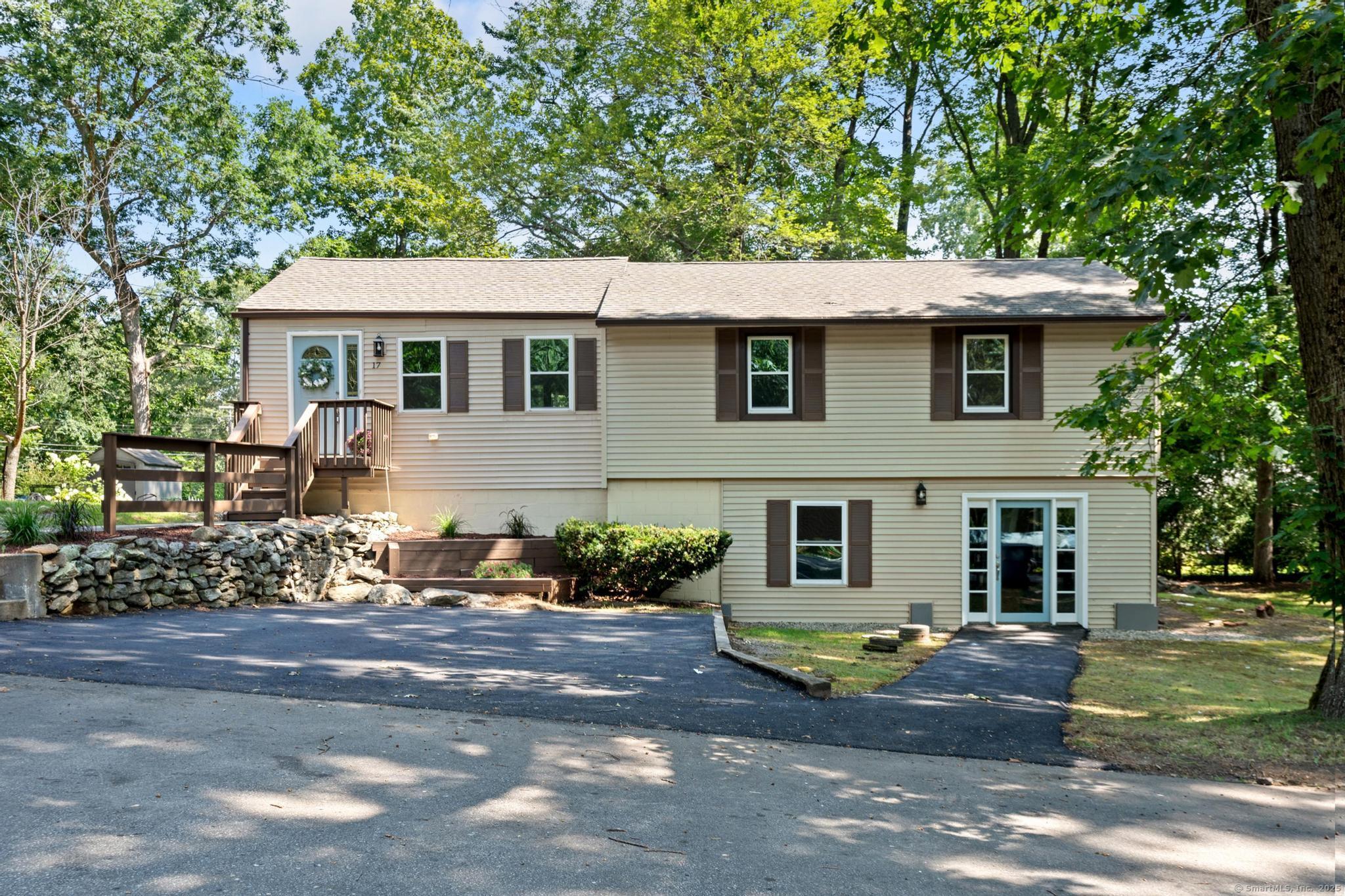 17 Ireland Drive