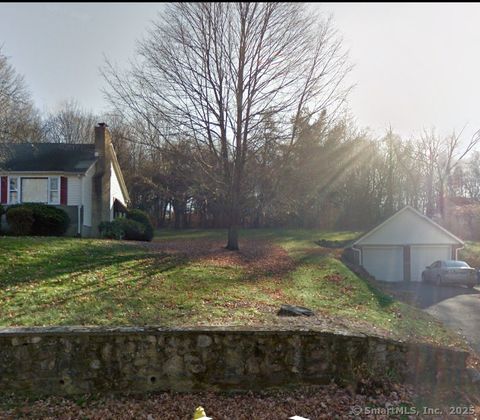 174 1/2 Prospect Street Ansonia CT 06401