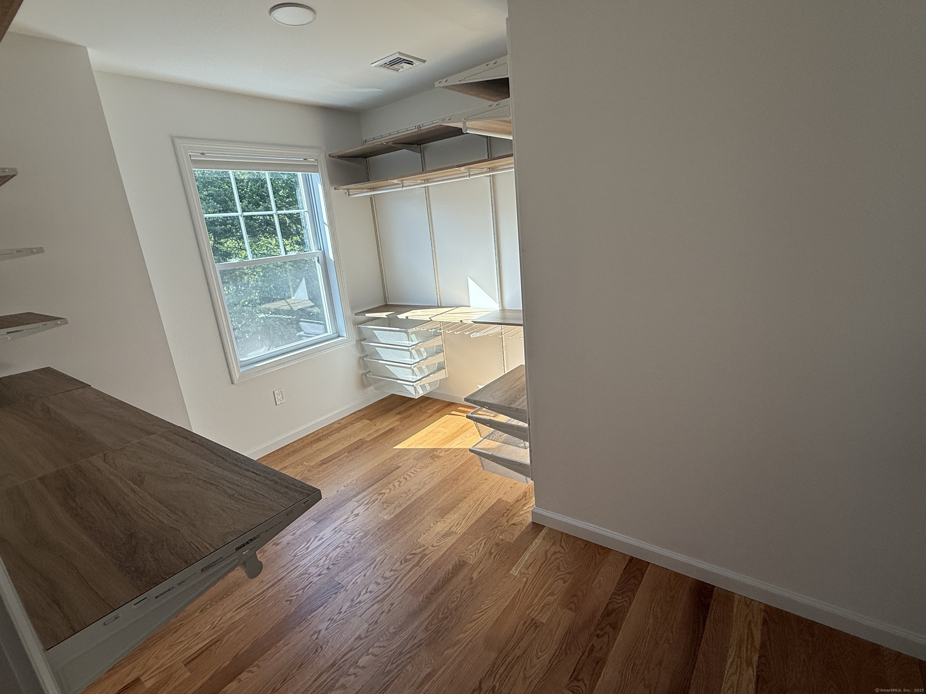 Bristol, Connecticut 06010, United States, 4 Bedrooms Bedrooms, ,3 BathroomsBathrooms,Residential,Active,174572