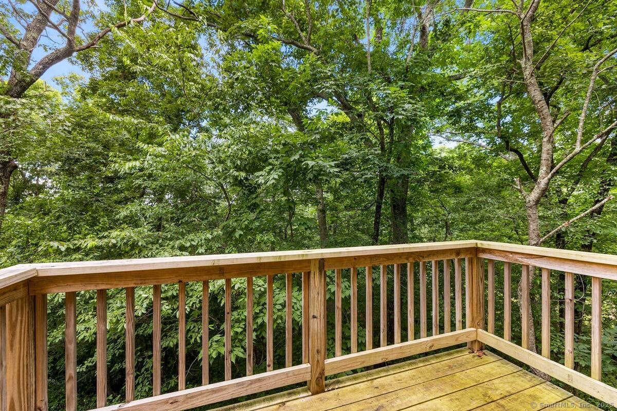 East Haddam, Connecticut 06415, United States, 2 Bedrooms Bedrooms, ,2 BathroomsBathrooms,Residential,Active,97596