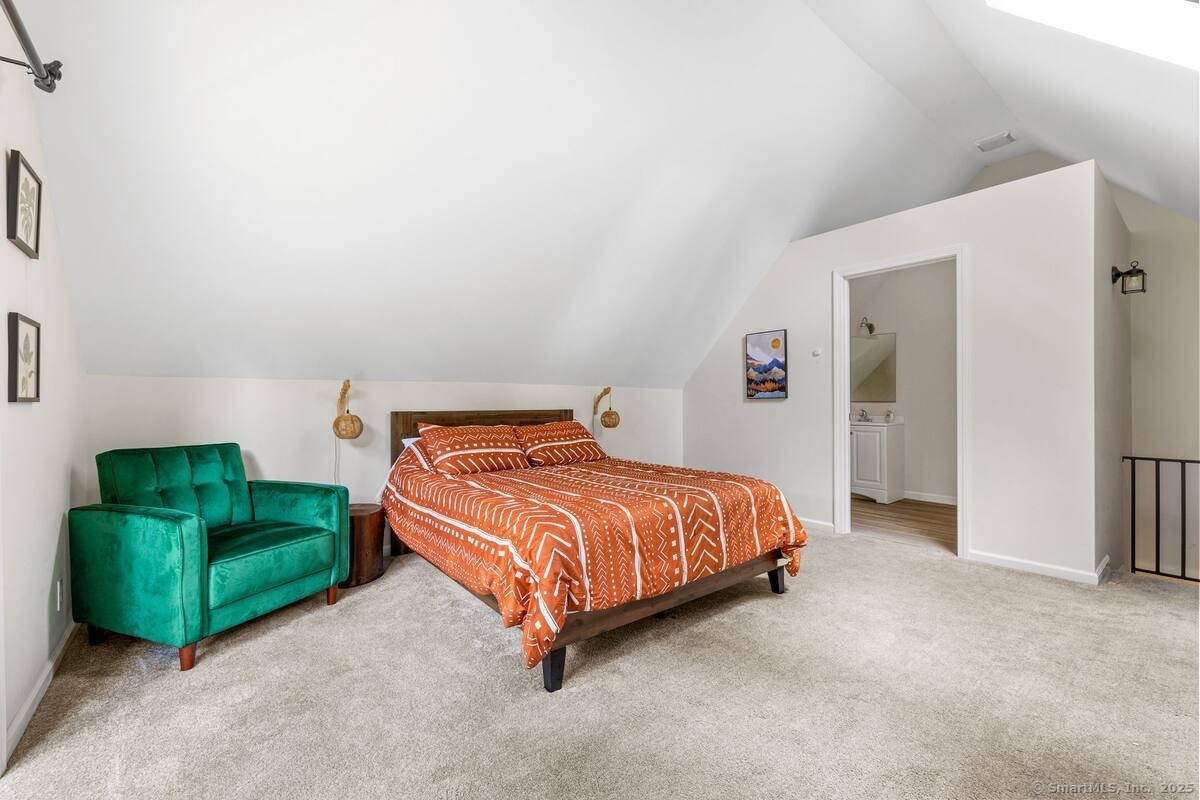 East Haddam, Connecticut 06415, United States, 2 Bedrooms Bedrooms, ,2 BathroomsBathrooms,Residential,Active,97596