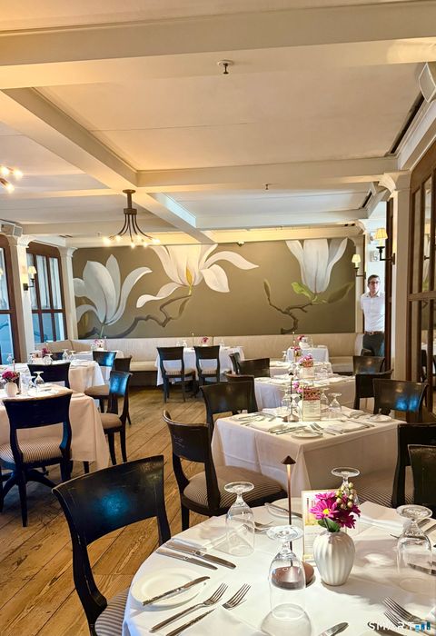 Tiny photo for 494 Pequot Court, Fairfield, CT 06890 (MLS # 24158567)