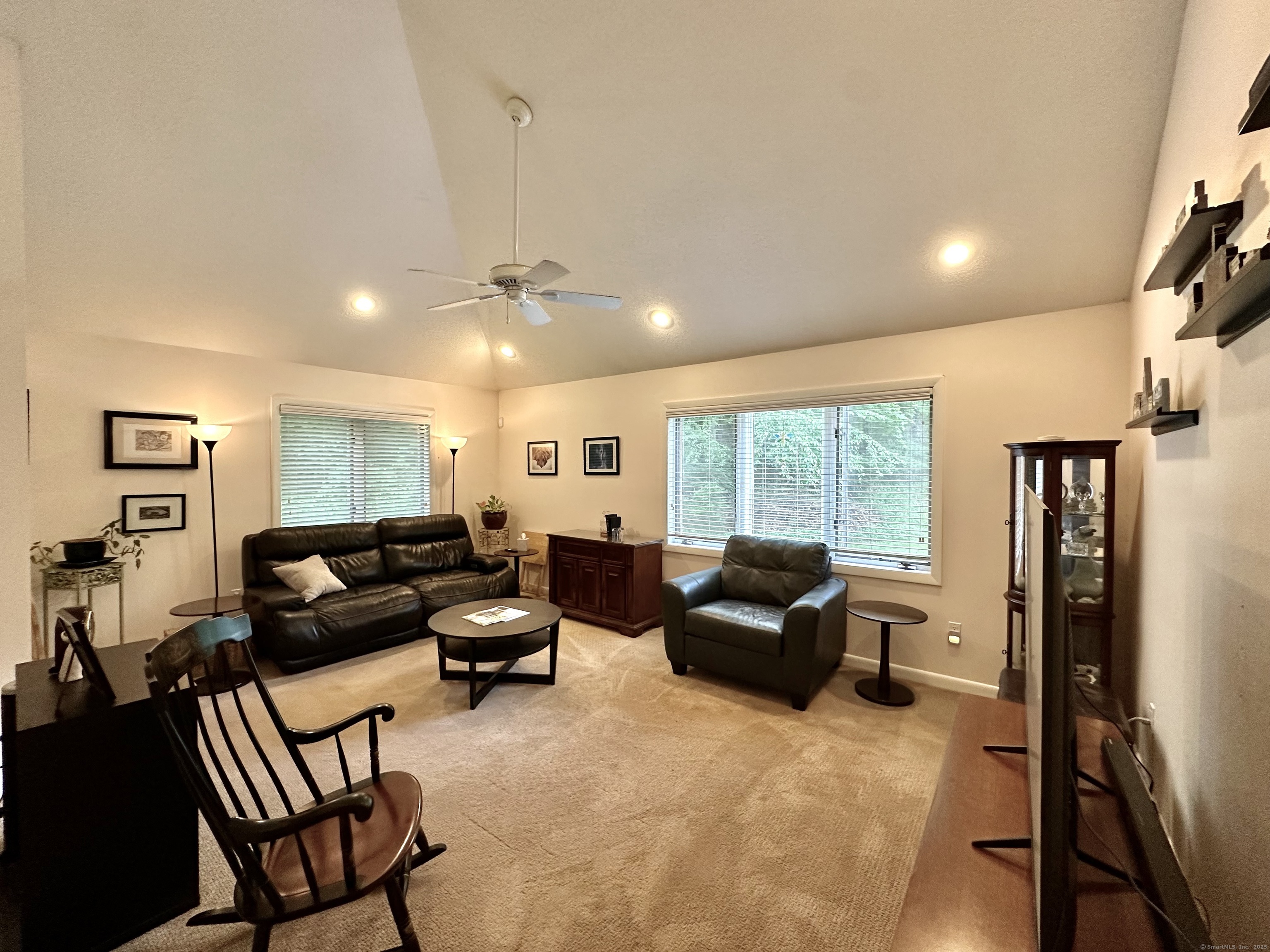 36 Hampshire Drive, Hamden, Connecticut image 13