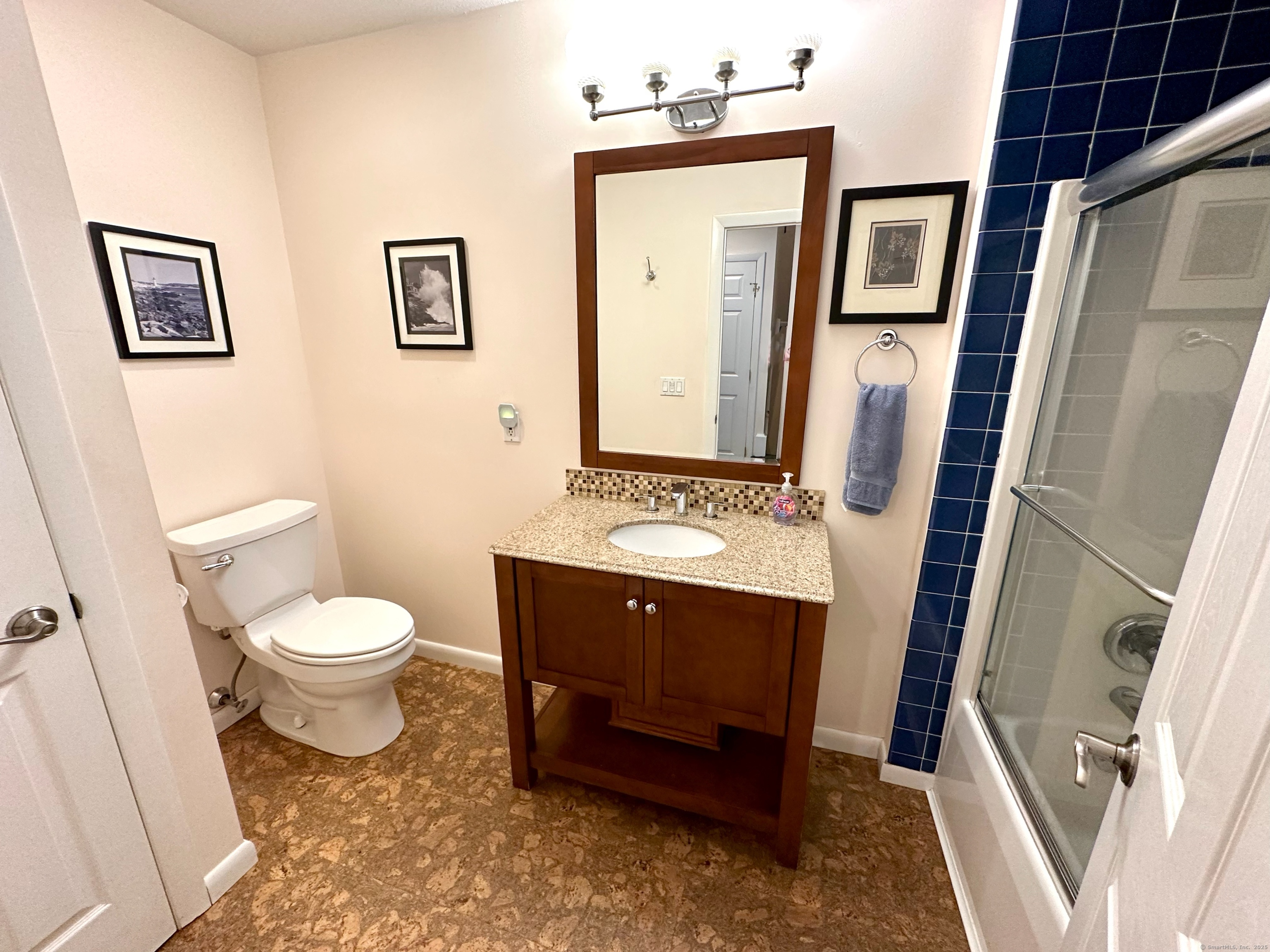 36 Hampshire Drive, Hamden, Connecticut image 14