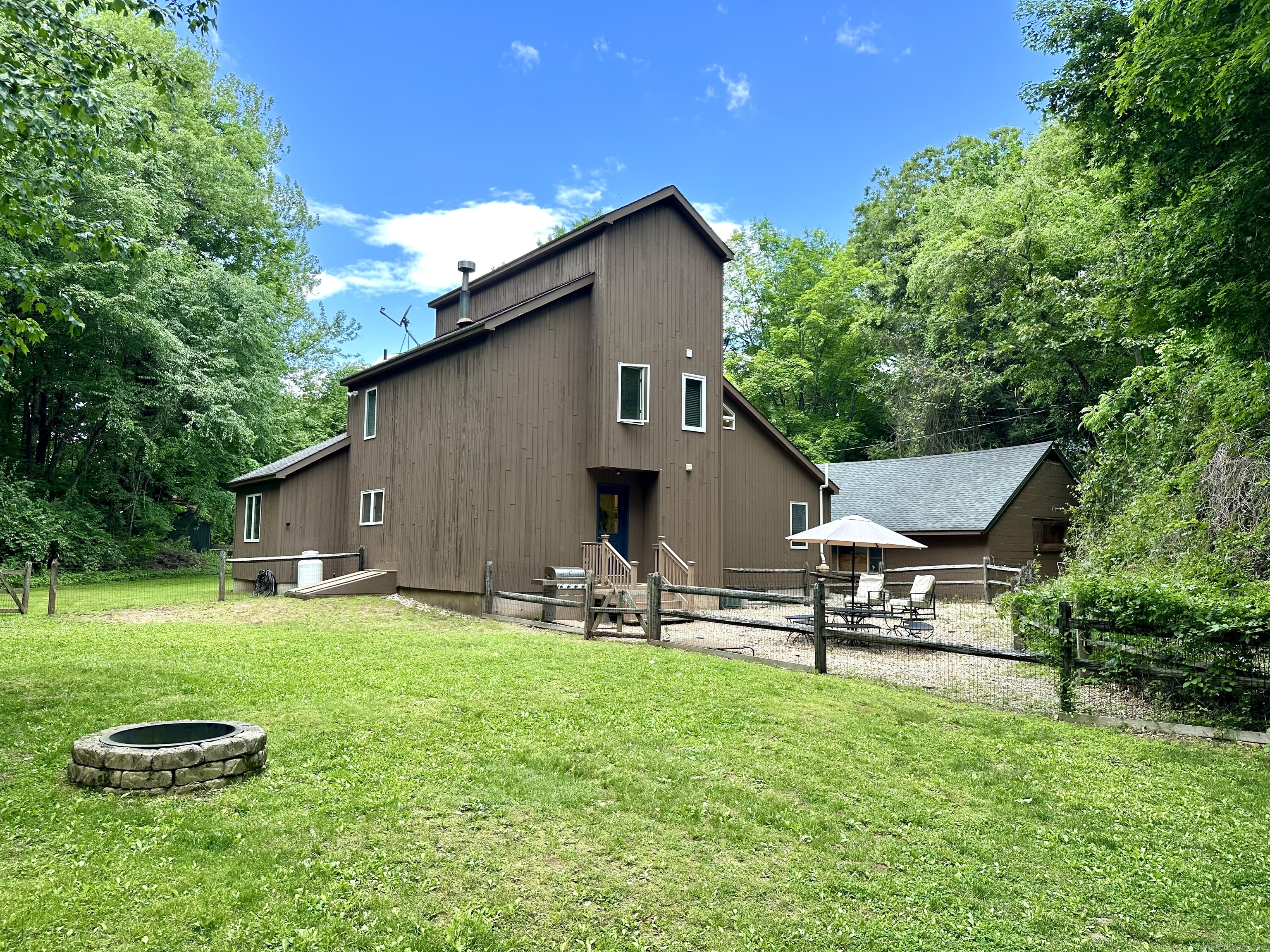 36 Hampshire Drive