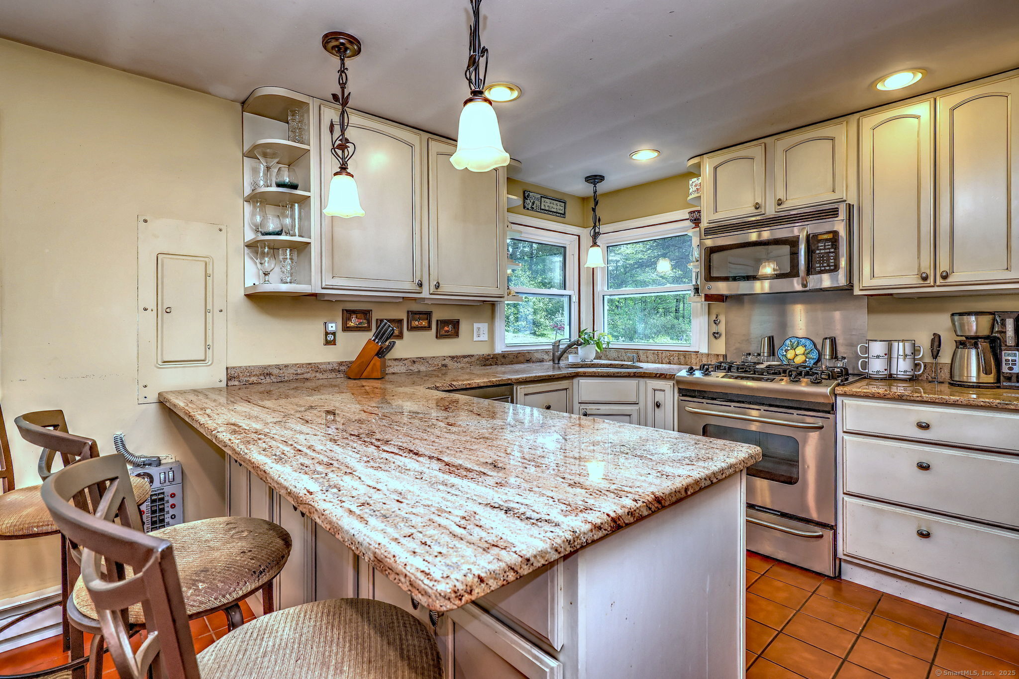 8 Whippoorwill Lane, Bethany, Connecticut image 10