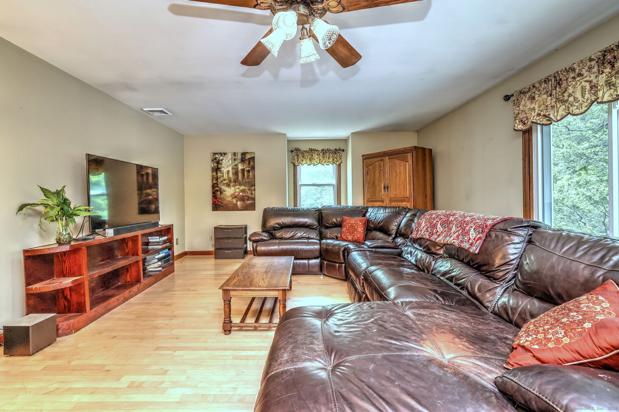 8 Whippoorwill Lane, Bethany, Connecticut image 21