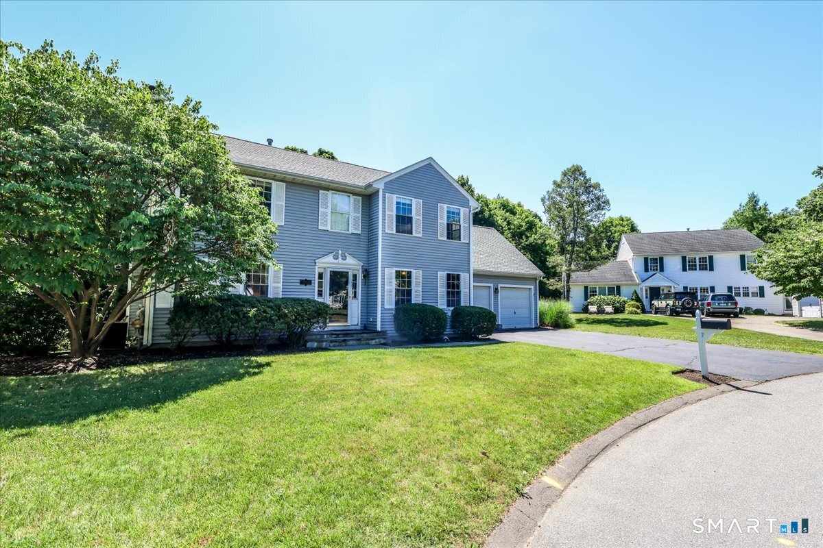 105 Secret Hollow Road