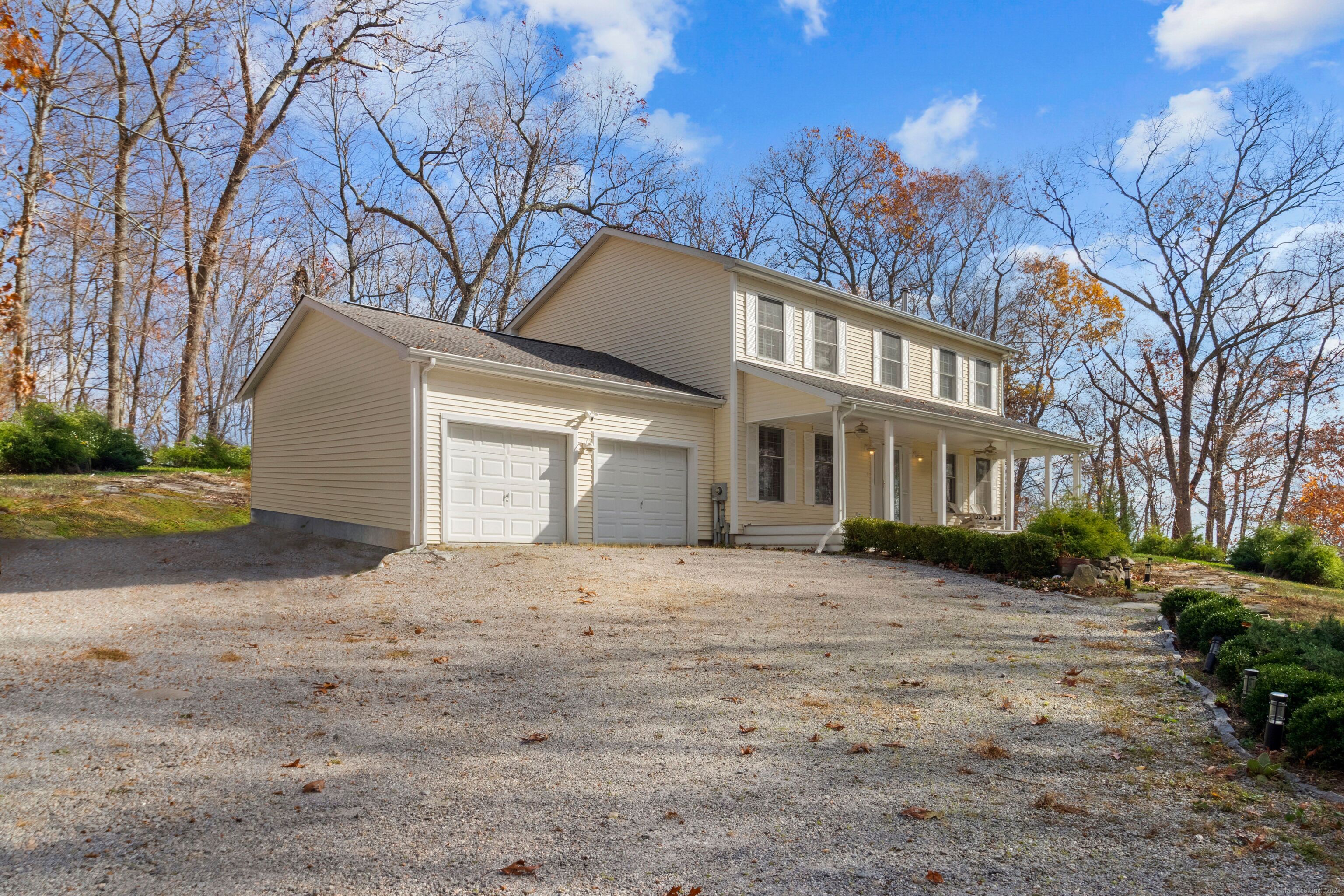 Property for Sale at 27 Eagle Ridge Drive, Essex, Connecticut - Bedrooms: 4 
Bathrooms: 3 
Rooms: 7  - $649,900