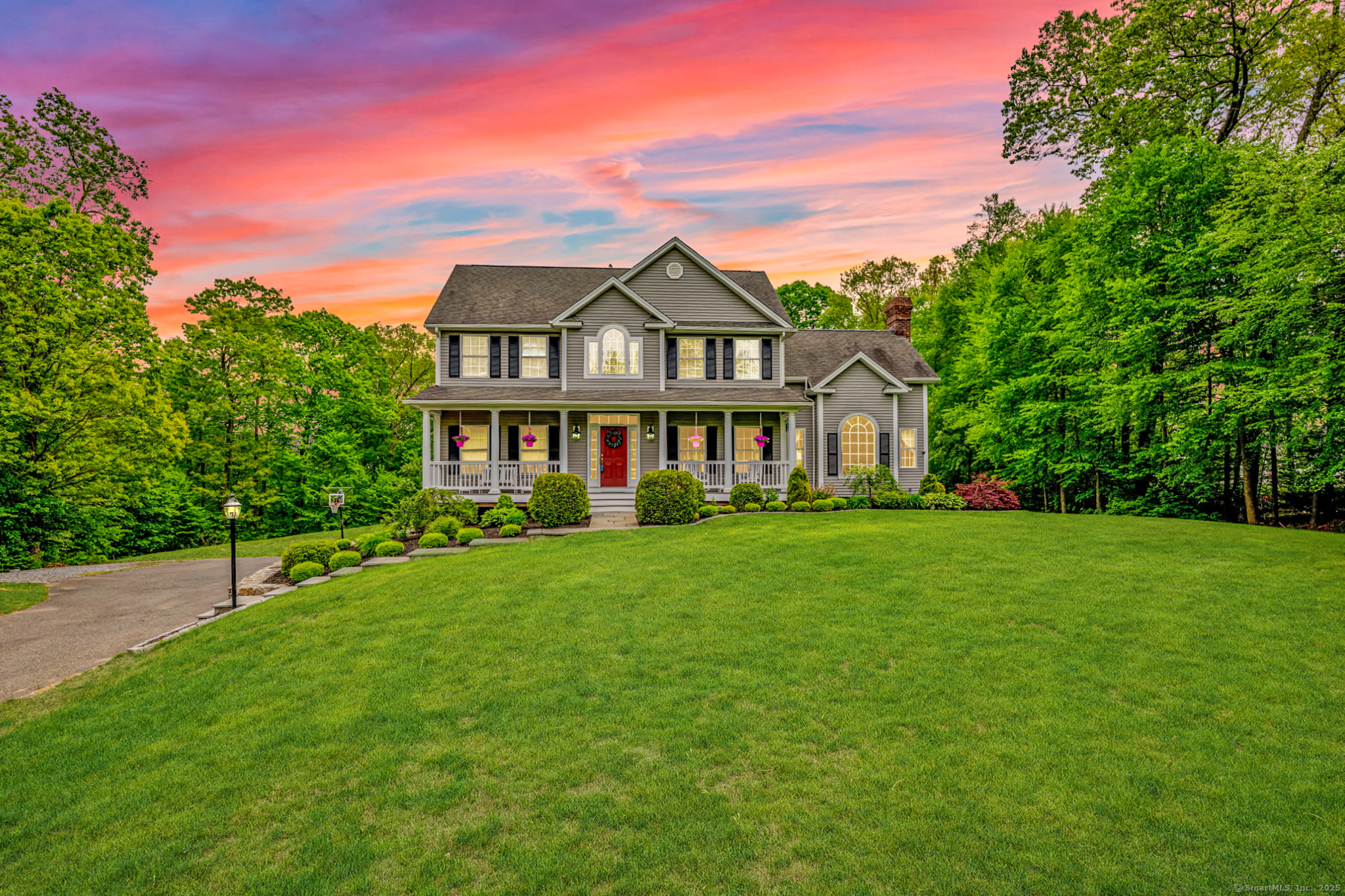 8 Owl Ridge Road, Oxford, Connecticut image 1