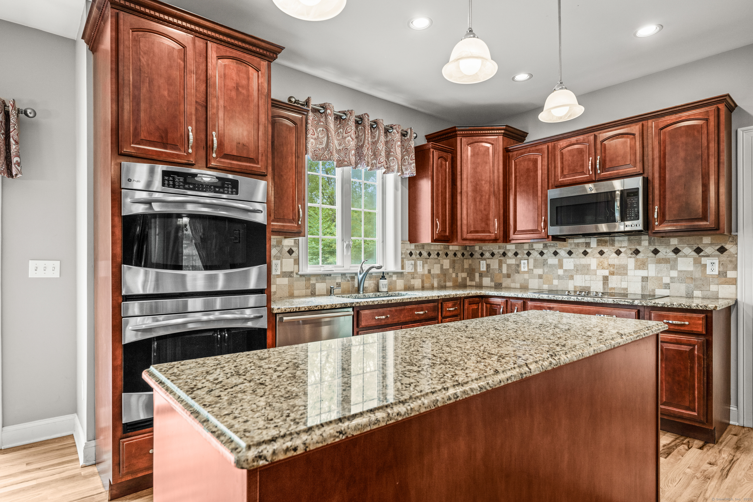8 Owl Ridge Road, Oxford, Connecticut image 8