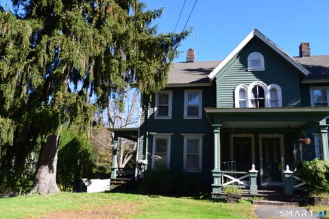 Multifamily For Rent - 13 Pleasant Street<br/> Litchfield County, Woodbury, CT 06798