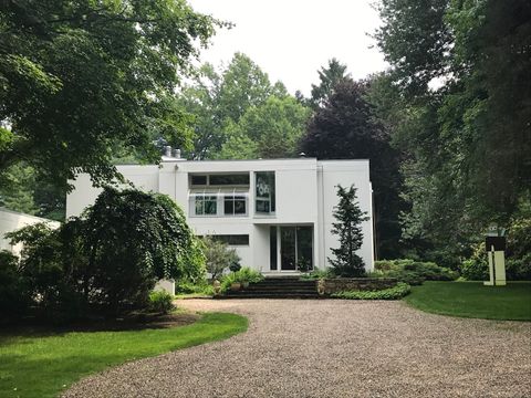 Homes For Sale - 274 Nod Road<br/> Ridgefield, CT 06877
