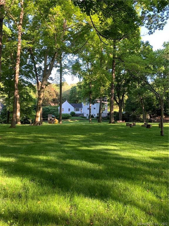 5 Riverview Drive