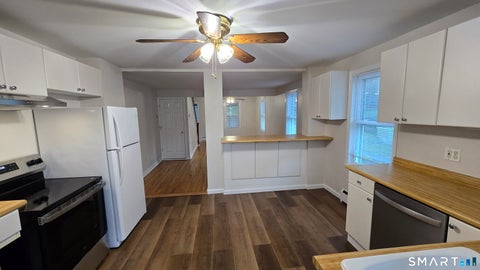 Tiny photo for 31 Mulberry Street, Stamford, CT 06907 (MLS # 24214932)