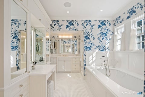 Tiny photo for 887 Weed Street, New Canaan, CT 06840 (MLS # 24185231)