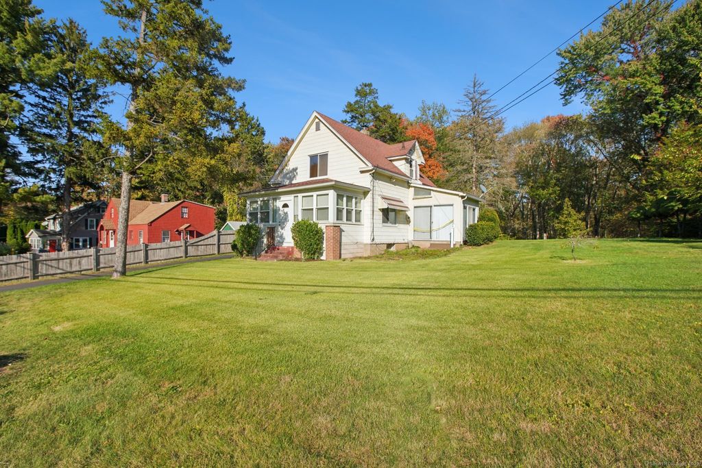 Photo of 108 Woodland Avenue, Bloomfield, CT 06002 (MLS # 24121922)