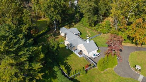 368 Den Road Stamford CT 06903