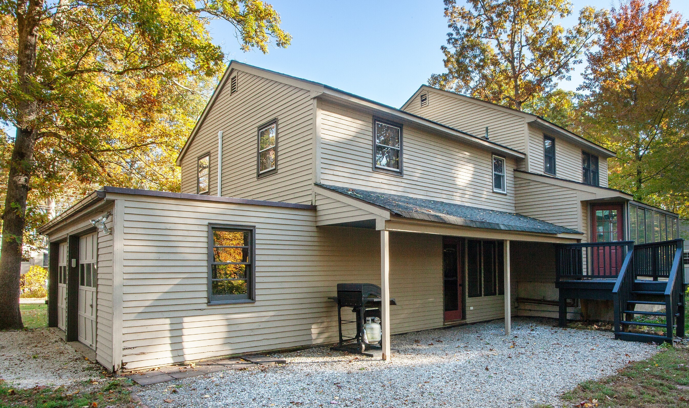 19 Glenbrook Drive
