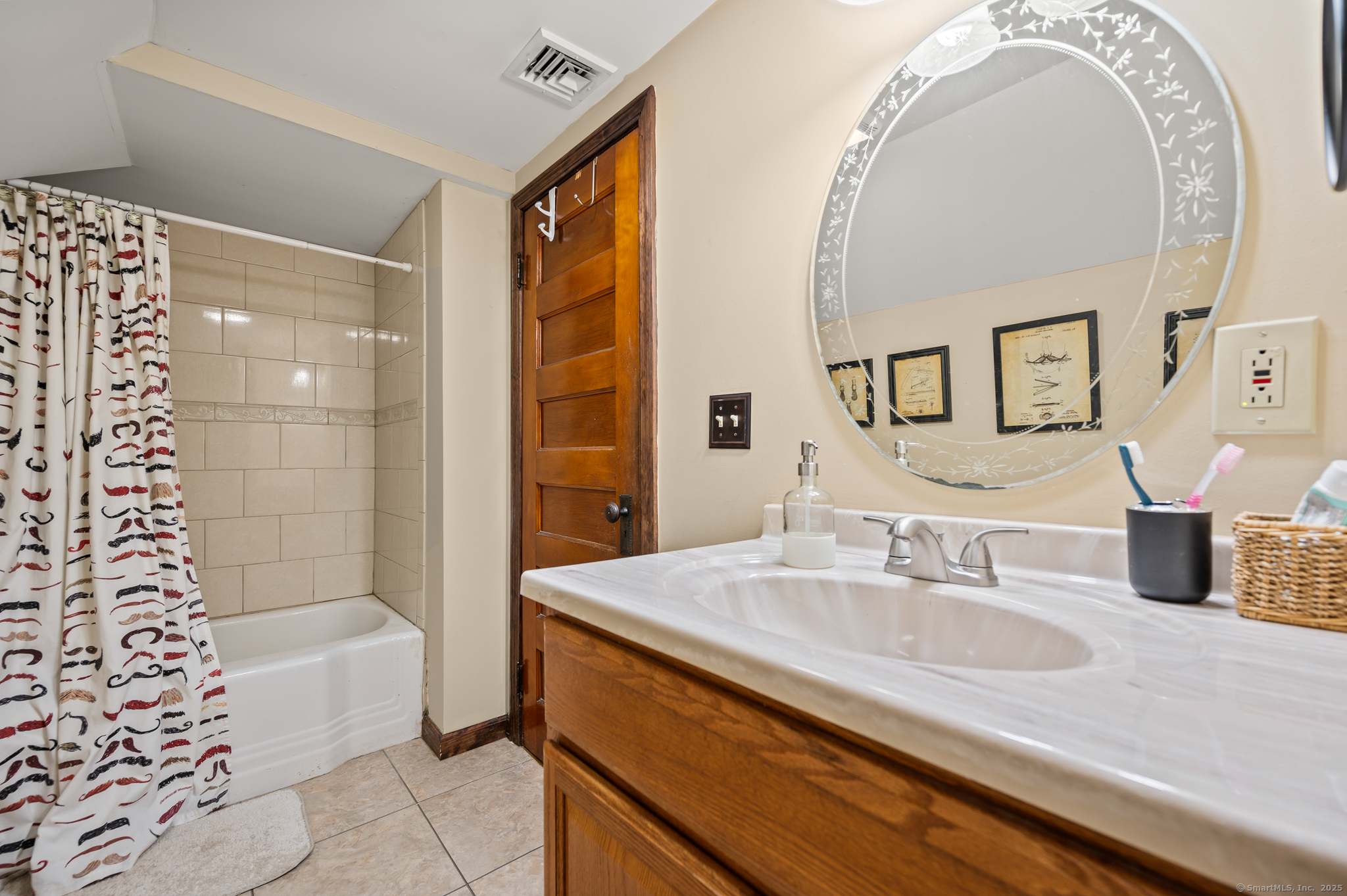 321 Burlington Avenue, Bristol, Connecticut image 30