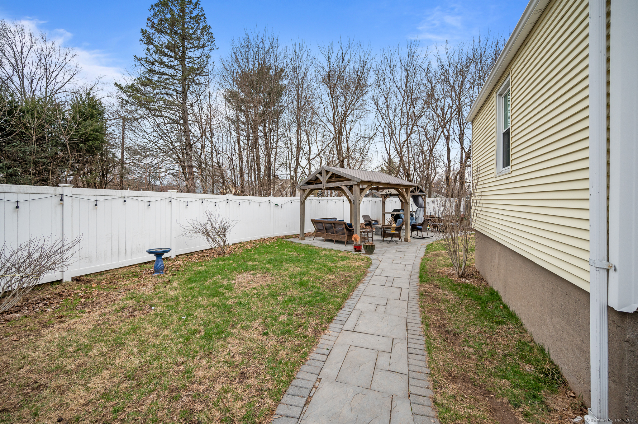 321 Burlington Avenue, Bristol, Connecticut image 38