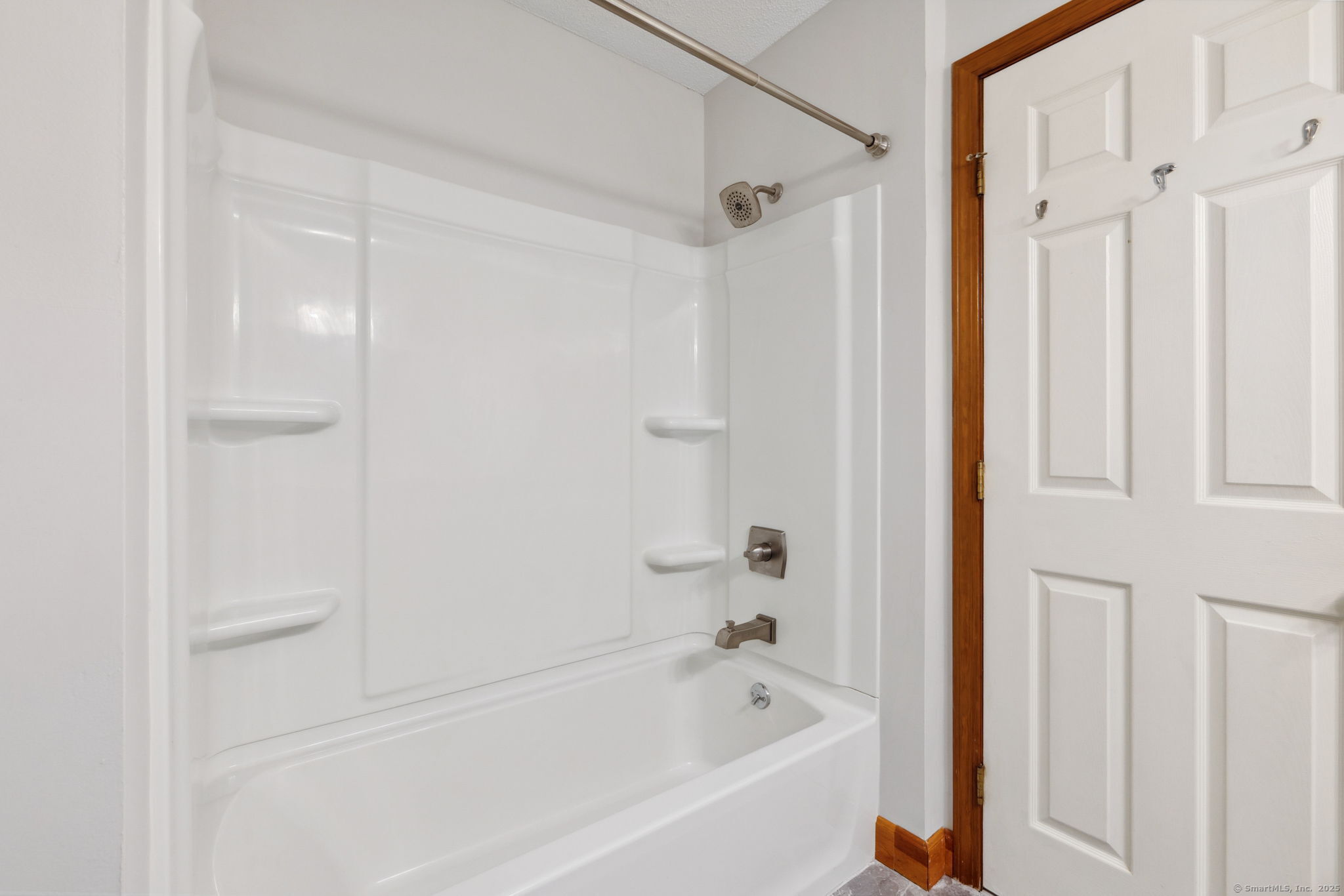 1305 Mill Pond Drive #1305, South Windsor, Connecticut image 18