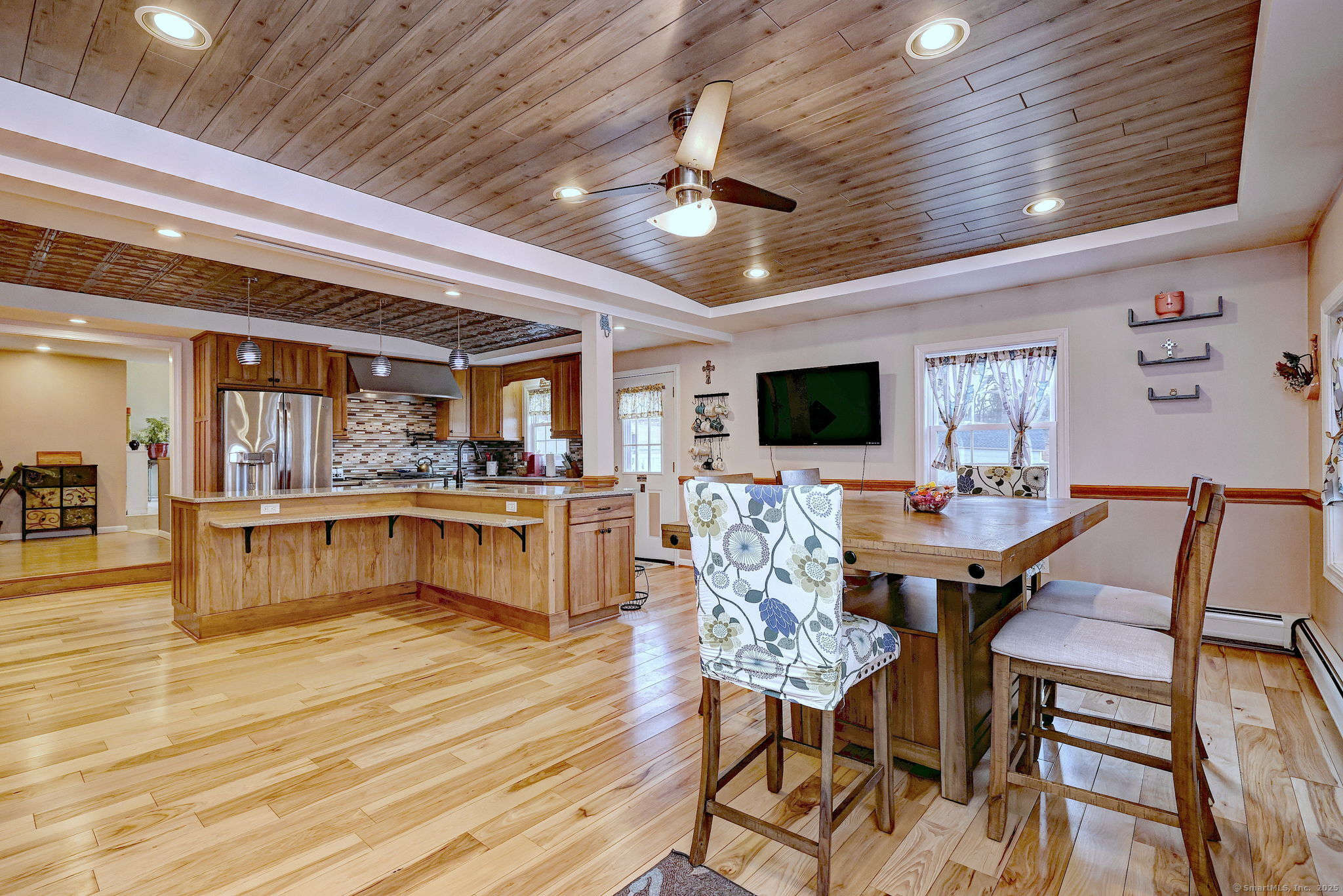 42 School Street, Plymouth, Connecticut image 3