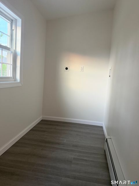 Tiny photo for 11 Strant Street, Manchester, CT 06040 (MLS # 24173140)