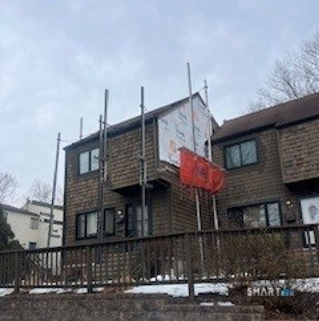 Photo of 19 Hampton Park #19, Branford, CT 06405 (MLS # 24147737)