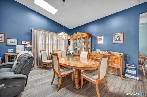 Tiny photo for 24 Honeysuckle Court #24, Berlin, CT 06037 (MLS # 24164614)